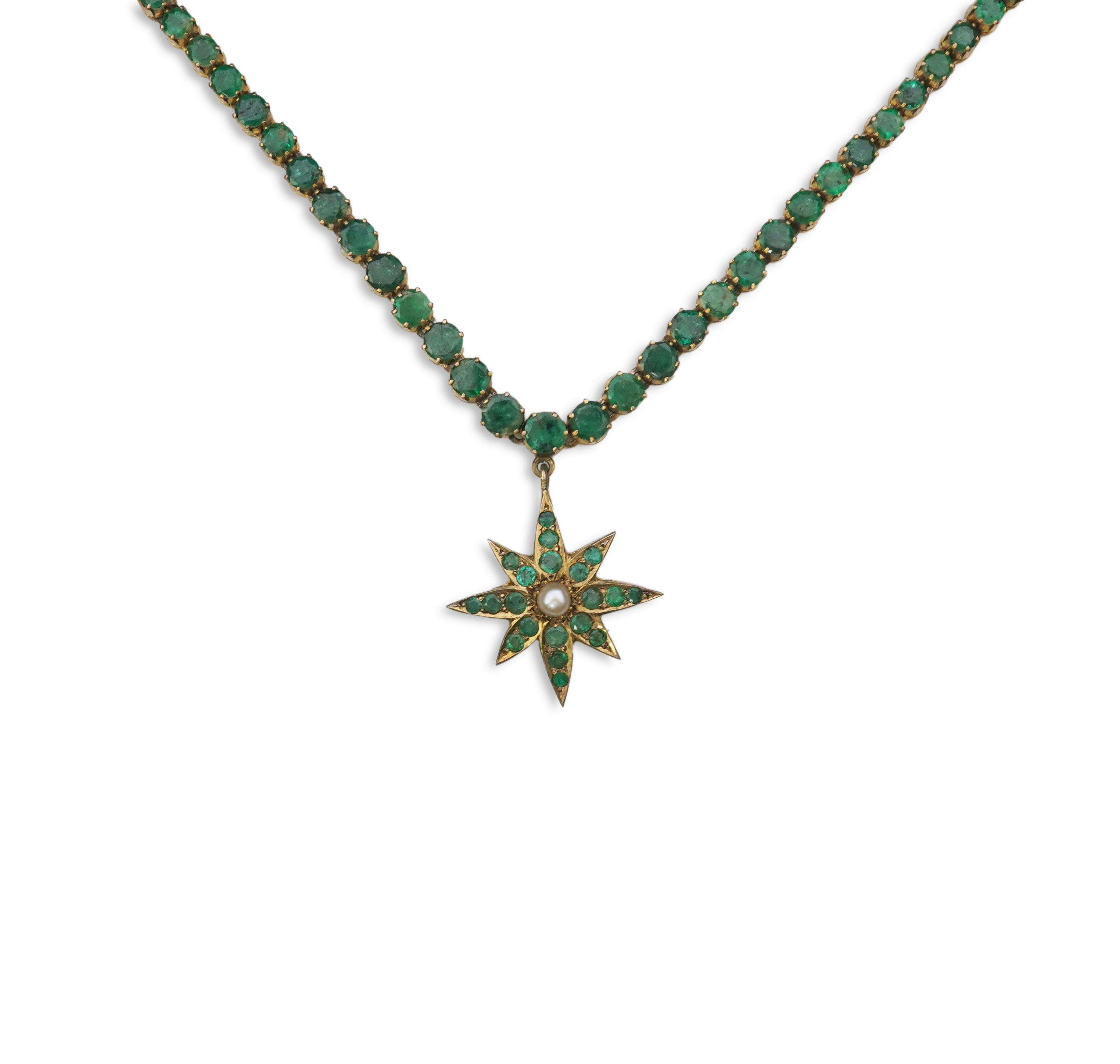 An emerald and pearl necklace